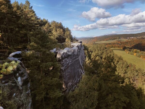 Klokočskými skalami na Kozákov - Image 3