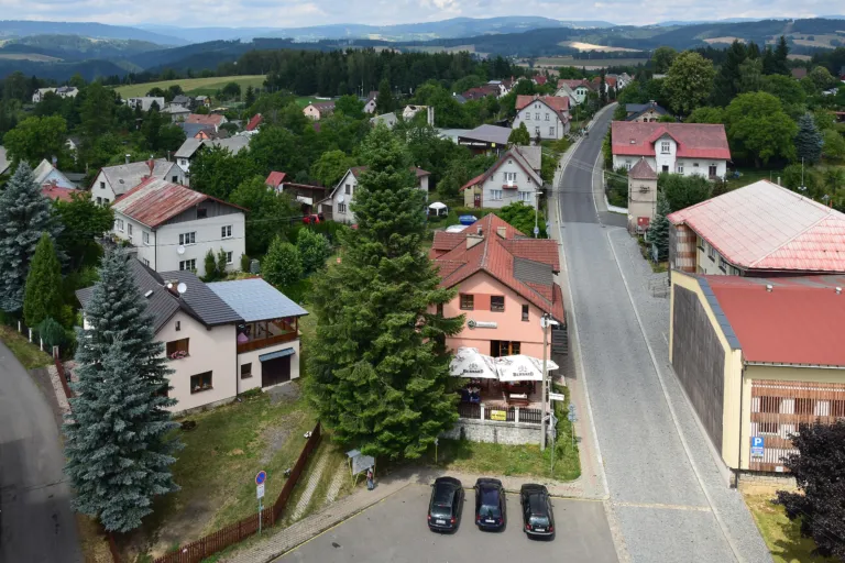 Výhled z věže bozkovského kostela Navštívení Panny Marie
