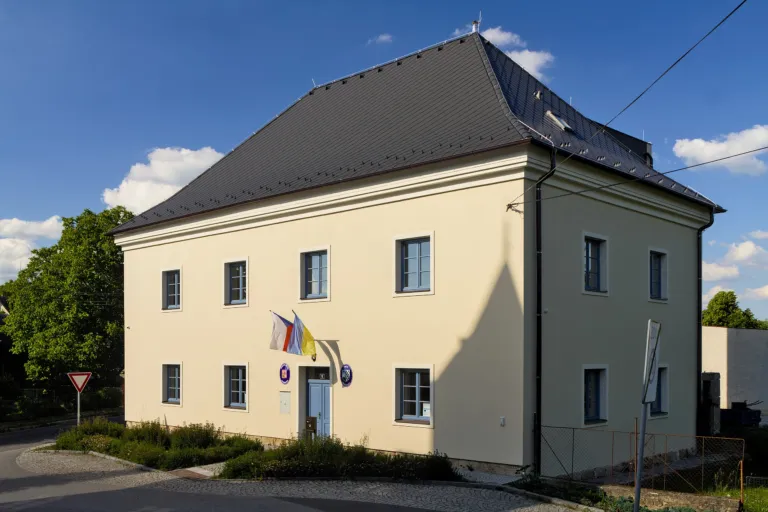 Obecní úřad Jenišovice