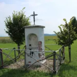 Výklenková kaple poblíž Cimrmanovy rozhledny