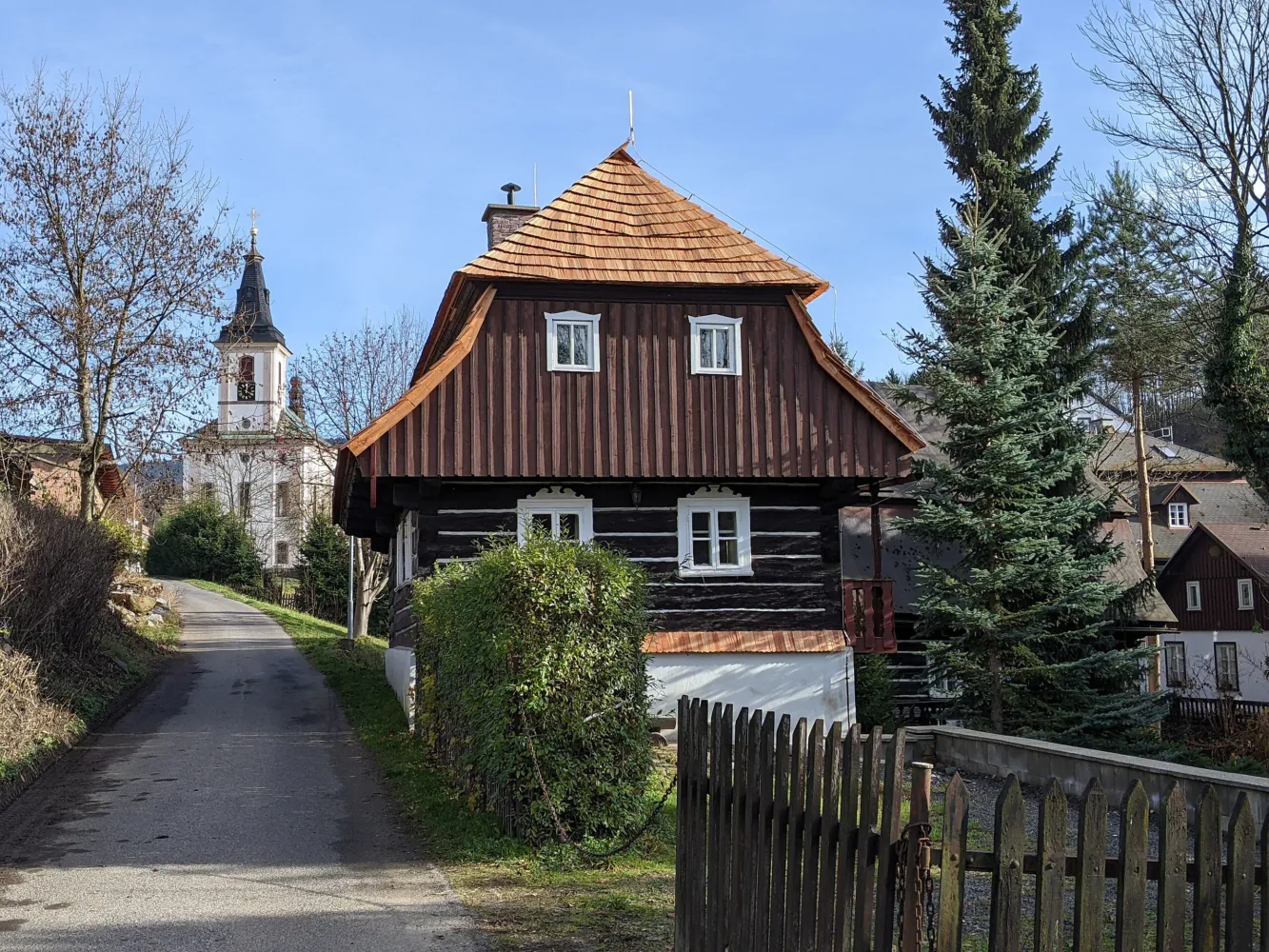 Rokytnice nad Jizerou, chalupa č. 205